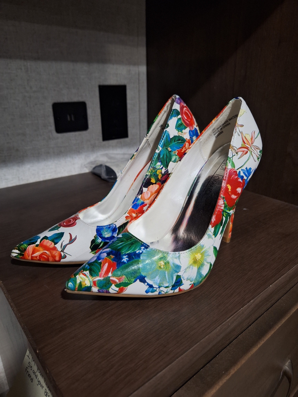 Floral Pointed-Toe High Heels - White Multicolor
